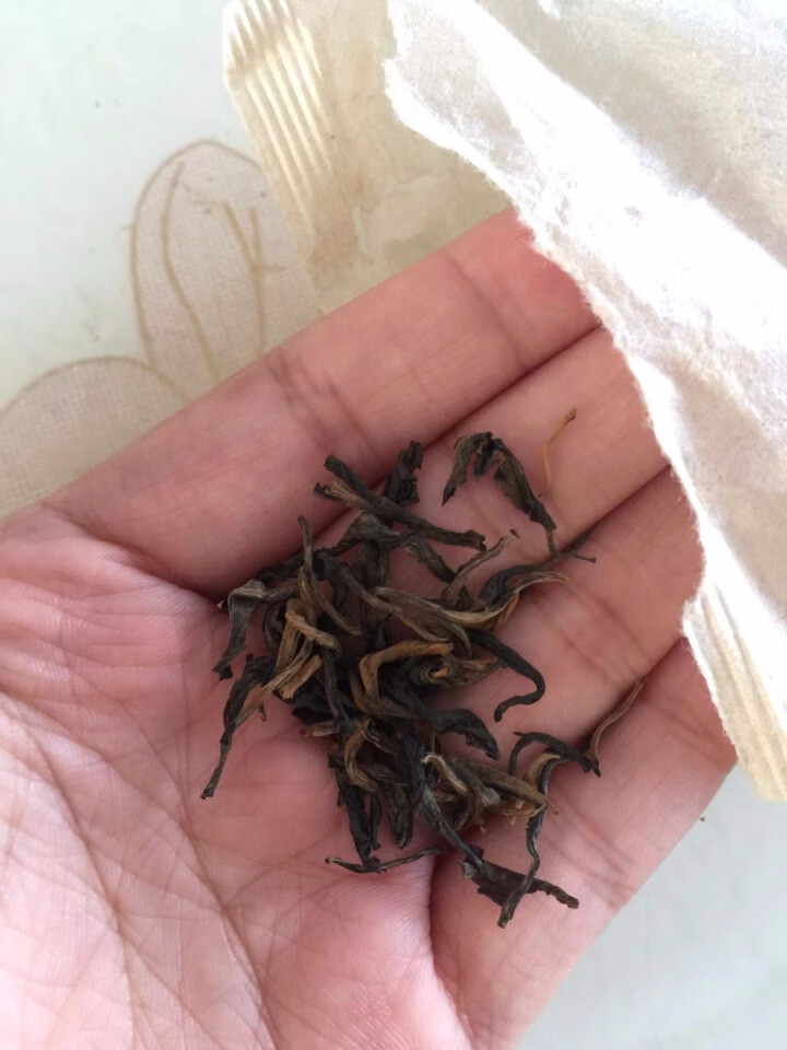 老同志滇红云南大叶种红茶琥珀光散茶50g盒装 1盒体验装50g怎么样，好用吗，口碑，心得，评价，试用报告,第4张