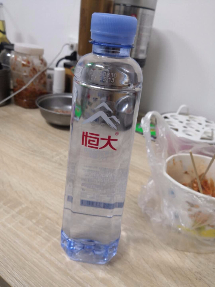 恒大 天然矿泉水 饮用水 瓶装水 非纯净水商务用水 570ml*1瓶（样品不售卖）怎么样，好用吗，口碑，心得，评价，试用报告,第2张