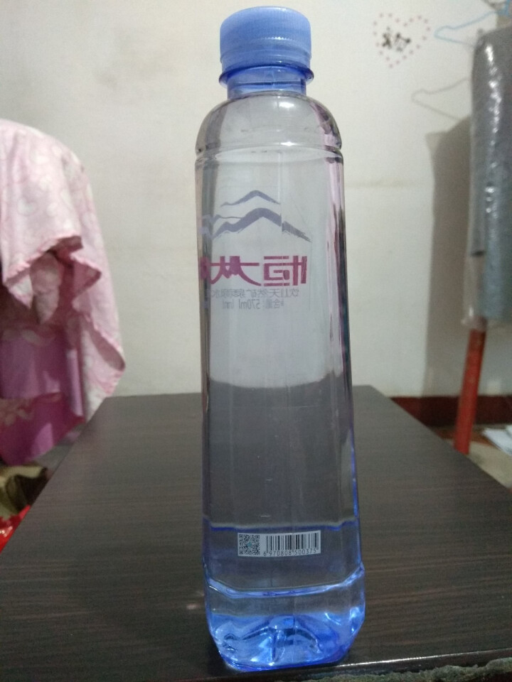 恒大 天然矿泉水 饮用水 瓶装水 非纯净水商务用水 570ml*1瓶（样品不售卖）怎么样，好用吗，口碑，心得，评价，试用报告,第3张