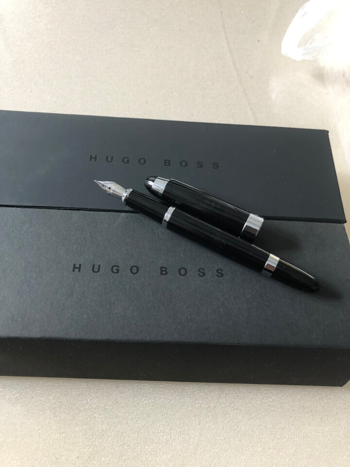 HUGO BOSS 标志系列墨水笔 HSN5012 钢笔 商务送礼 生日礼物 文具 礼品笔怎么样，好用吗，口碑，心得，评价，试用报告,第3张