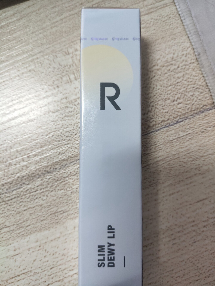 茹妆（ROJANK）纤细水滴唇膏 口红 细管 03#底儿达令 1g（水滴润泽 显色持久 一抹美颜）怎么样，好用吗，口碑，心得，评价，试用报告,第3张