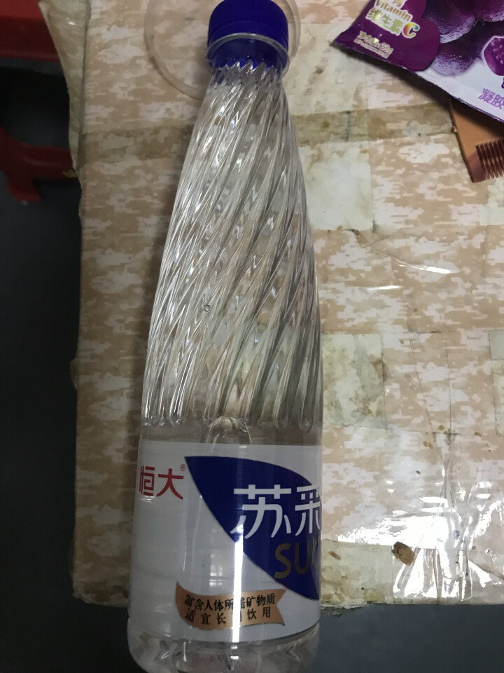 恒大 苏采天然矿泉水 饮用水 非纯净水 个性瓶身高颜值 500ml*1瓶（样品不售卖）怎么样，好用吗，口碑，心得，评价，试用报告,第3张