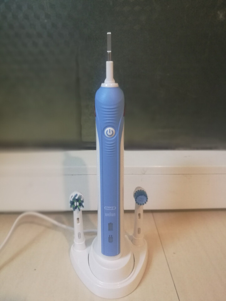 博朗 欧乐B（Oralb）P2000蓝 电动牙刷 3D声波震动成人充电式牙刷 清除牙渍 配EB17、EB50双刷头怎么样，好用吗，口碑，心得，评价，试用报告,第5张