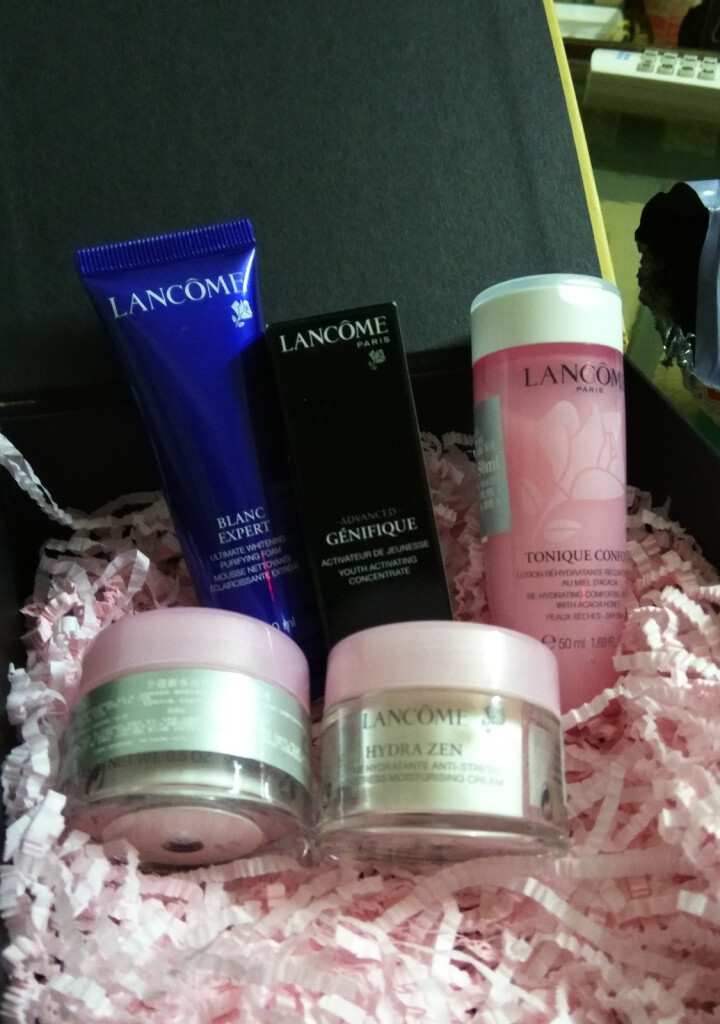 兰蔻（LANCOME） 兰蔻套装 水分缘系列 补水保湿化妆品套装 旅行小样女士护肤品 5件（洁面+小黑瓶+粉水+日霜+晚霜）怎么样，好用吗，口碑，心得，评价，试,第3张