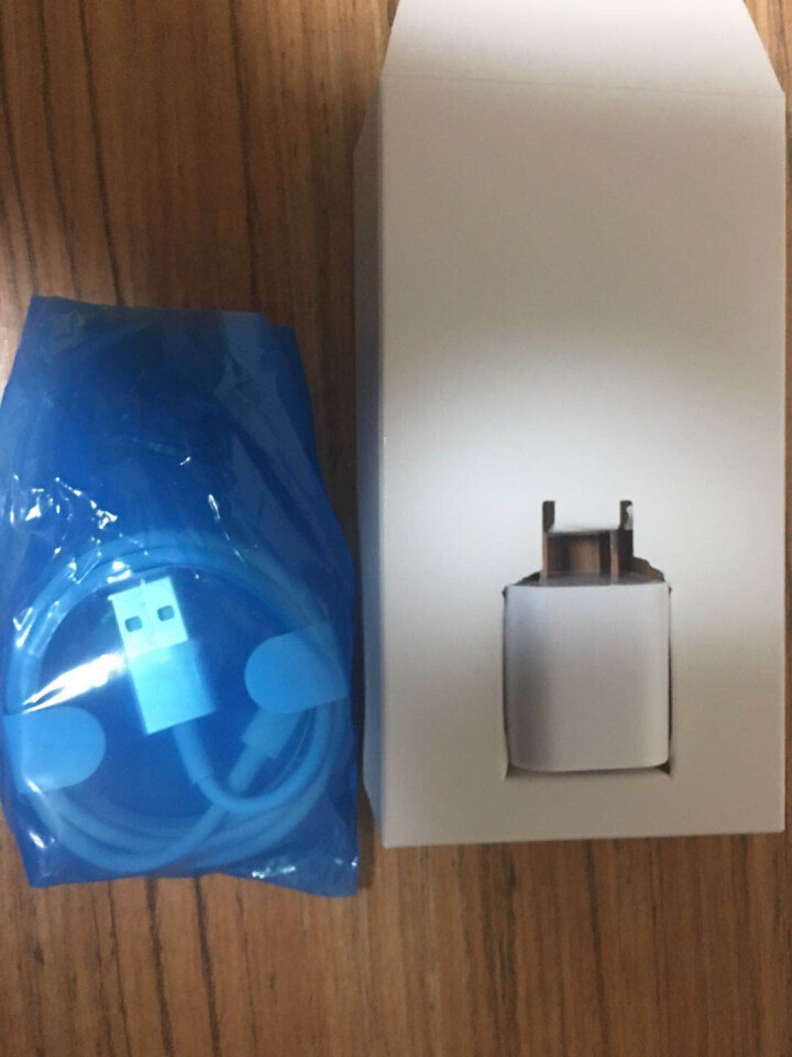 倍诺佳 苹果数据线手机快充电器头线套装适用iphonexsMax/XR/8/6s/7plus 充电头+lightning数据线 适用原装正品插孔怎么样，好用吗，,第4张