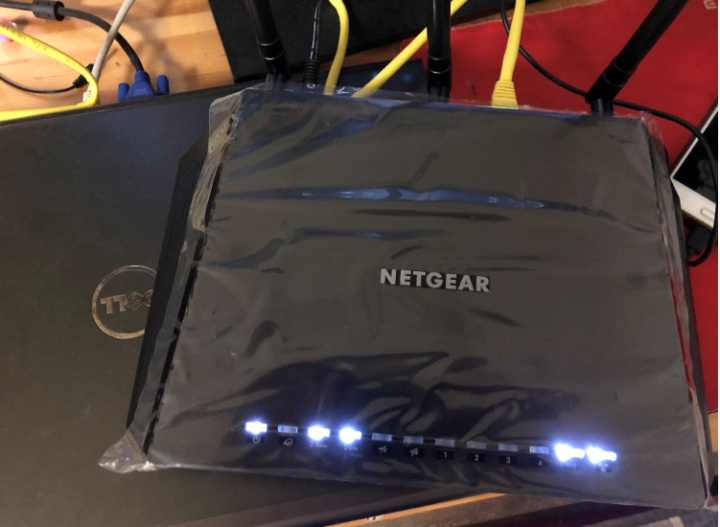 美国网件（NETGEAR）R6400 AC1750M 双频千兆/低辐射/安全稳定/智能Wifi无线高速路由 变形金刚版怎么样，好用吗，口碑，心得，评价，试用报告,第3张