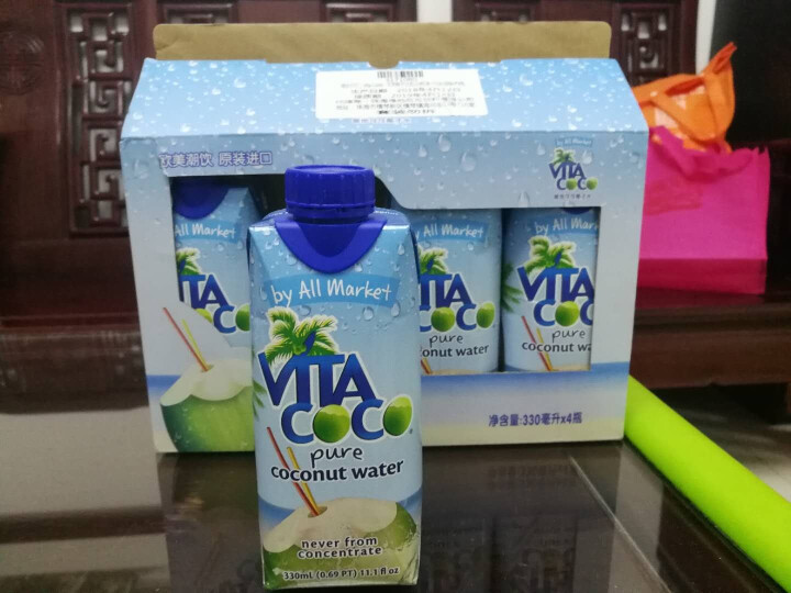 唯他可可（Vita Coco）天然椰子水进口NFC果汁饮料330ml*4瓶怎么样，好用吗，口碑，心得，评价，试用报告,第2张