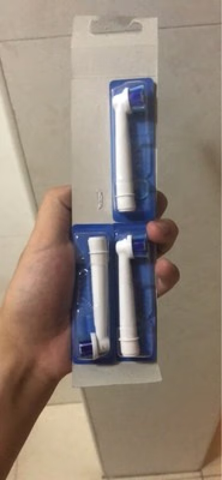 博朗 欧乐B（Oralb）电动牙刷头 4支装 精准清洁型 适配成人2D/3D全部型号 EB20,第3张