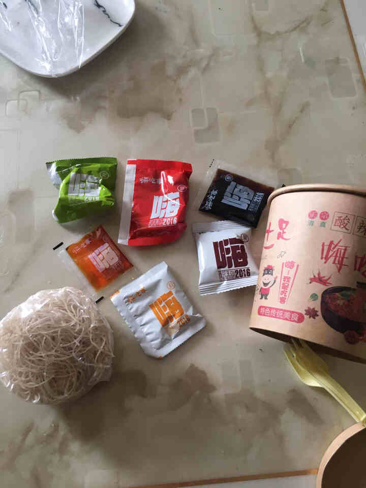 嗨吃家酸辣粉丝麻辣烫重庆风味爆肚粉方便面网红粉丝速食土豆粉宿舍即食品 整箱143g*6桶 酸辣怎么样，好用吗，口碑，心得，评价，试用报告,第2张