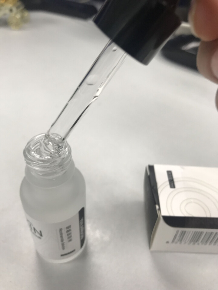 伊诗兰顿烟酰胺原液20ml（肌底精华液 改善暗哑 提亮肤色 补水保湿 收缩毛孔 面部精华）怎么样，好用吗，口碑，心得，评价，试用报告,第4张