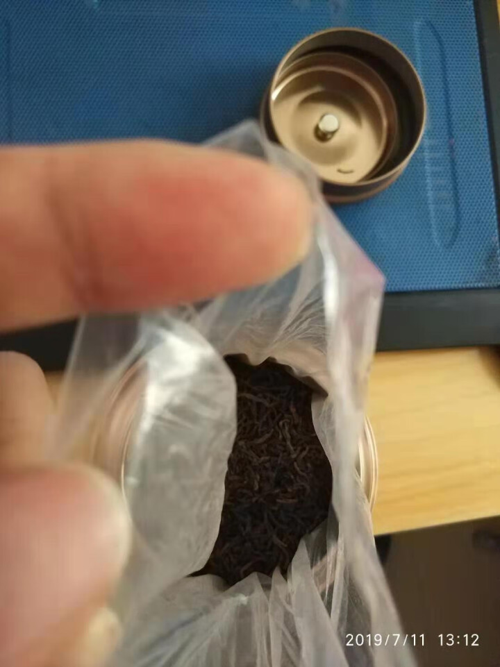 【买一送一】十月茶社 茶叶 2011年云南古树普洱茶熟茶 宫廷普洱100g 精品罐装茗茶怎么样，好用吗，口碑，心得，评价，试用报告,第2张