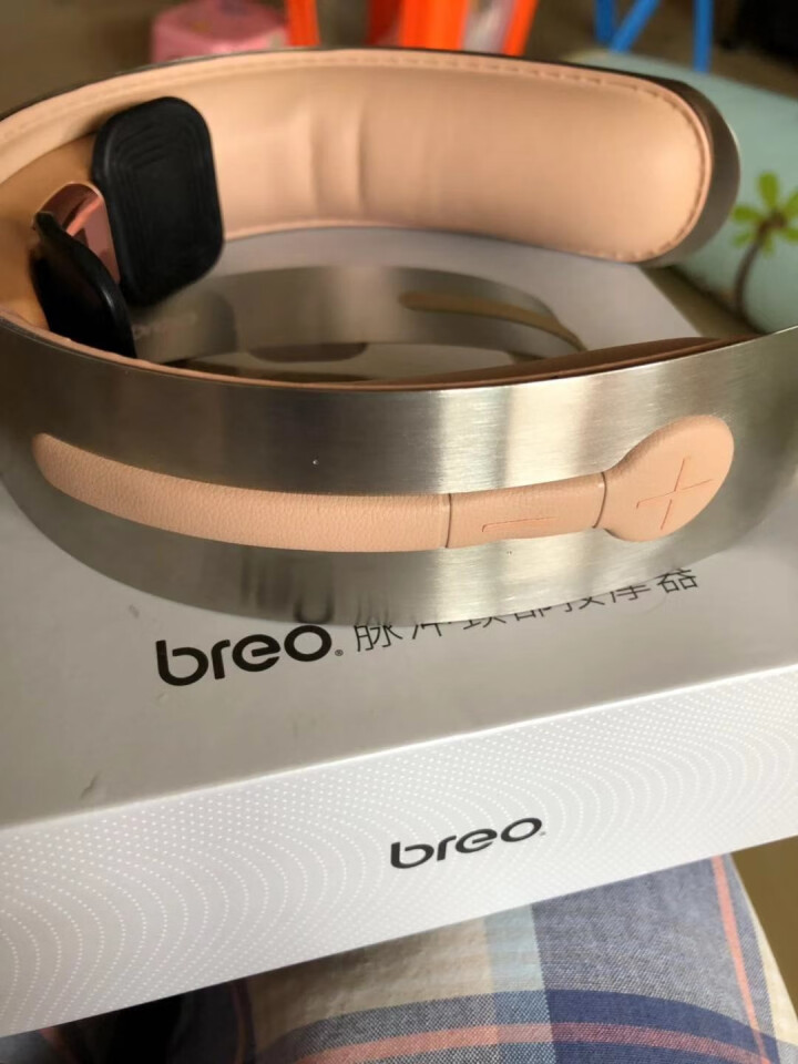 倍轻松（breo） 颈椎按摩器 颈部按摩仪 脖子牵引器 办公室护颈仪 热敷 富贵包 抖音同款充电便携怎么样，好用吗，口碑，心得，评价，试用报告,第4张