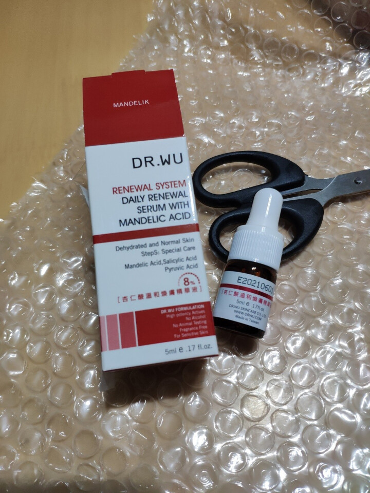 台湾达尔肤（DR.WU ）杏仁酸温和焕肤精华液8% 5ml 升级版（改善痘痘 痘印 黑头 闭口 粉刺  缩小毛孔）怎么样，好用吗，口碑，心得，评价，试用报告,第4张