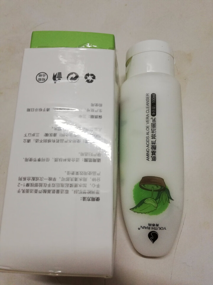 青春雨（YOUTH RAIN）氨基酸芦荟洁面乳100ml 洗面奶男女通用 保湿补水 控油祛痘深层清洁 1支装怎么样，好用吗，口碑，心得，评价，试用报告,第2张