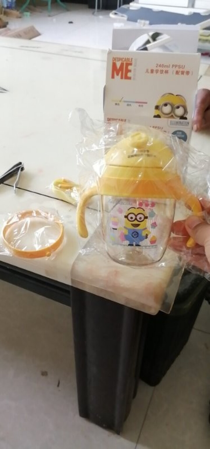 小黄人（DESPICABLE ME MINION MADE） 重力球婴儿吸管杯学饮杯企鹅杯喝水训练杯 黄色 MN6090怎么样，好用吗，口碑，心得，评价，试用报,第4张