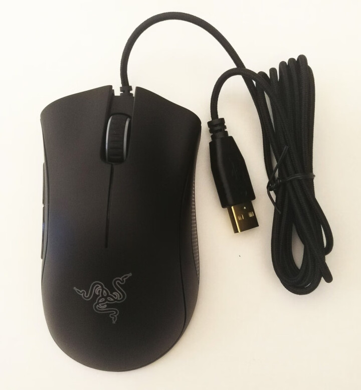 雷蛇（RAZER） 蝰蛇标准版有线电竞游戏鼠标 黑色（2000DPI 中大手 可选键盘套装） 标准版单色光行业包装（双侧键）怎么样，好用吗，口碑，心得，评价，试,第2张