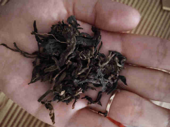 时迁 云南普洱茶 冰岛五寨 坝歪老寨古树茶 生茶 茶砖 春茶 180克怎么样，好用吗，口碑，心得，评价，试用报告,第3张