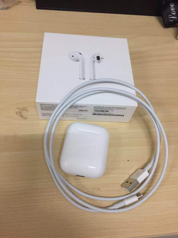 苹果（Apple） 新款AirPods2/二代无线蓝牙通用耳机 支持ipad/iphone/安卓手机 AirPods2（有线充电盒版） 标配怎么样，好用吗，口碑,第3张