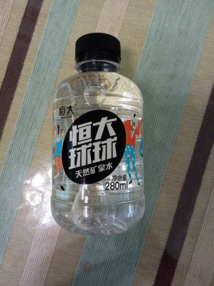 恒大 球球天然矿泉水小瓶 饮用水 瓶装水 情侣水 280ml*1瓶怎么样，好用吗，口碑，心得，评价，试用报告,第2张