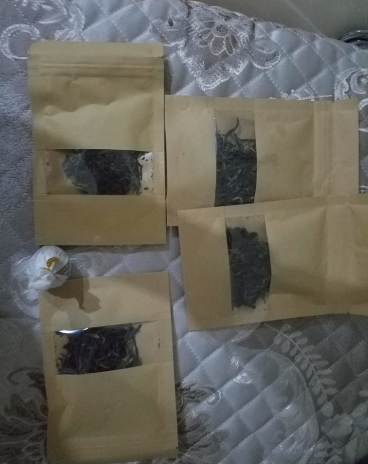 【随机五款茶样】勐傣生茶品鉴装 冰岛 昔归 古树普洱茶试喝怎么样，好用吗，口碑，心得，评价，试用报告,第3张