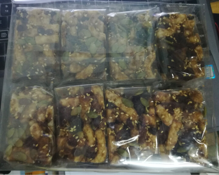 星芙 黑糖坚果沙琪玛500g 南瓜籽糕点早餐网红办公休闲零食坚果酥特产小吃点心 黑糖坚果沙琪玛*1怎么样，好用吗，口碑，心得，评价，试用报告,第3张