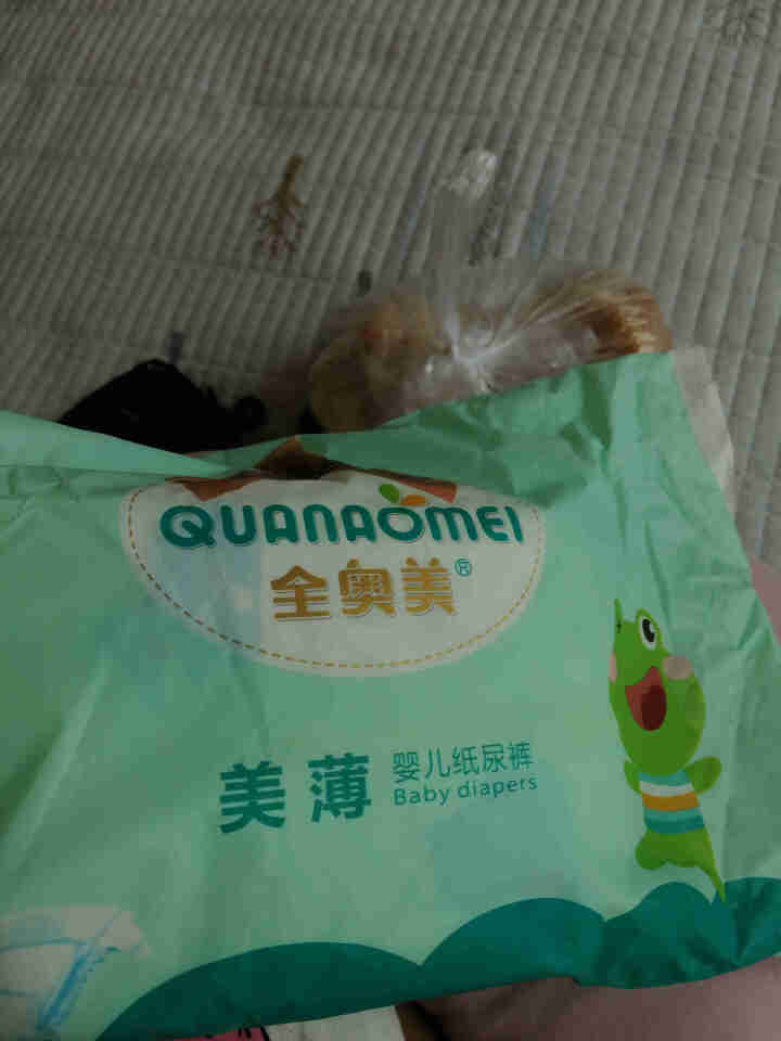 全奥美（Quanaomei）美薄系列婴儿纸尿裤尿不湿尿裤M码52片 L码体验装/8片怎么样，好用吗，口碑，心得，评价，试用报告,第2张