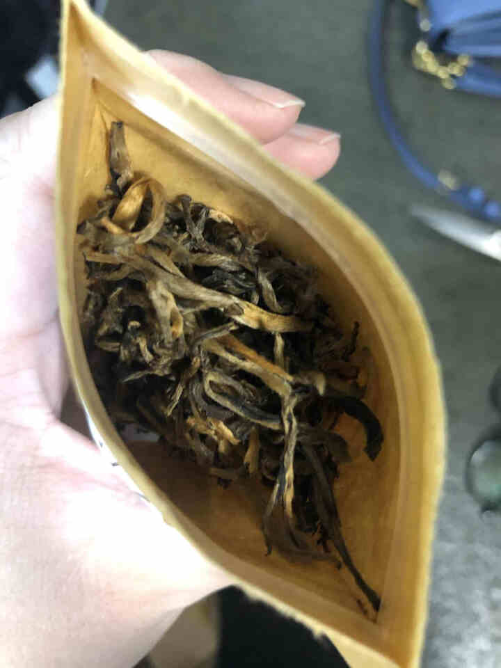 叶有缘茶叶 云南凤庆滇红茶 金芽功夫红茶蜜香古树茶10克装怎么样，好用吗，口碑，心得，评价，试用报告,第4张