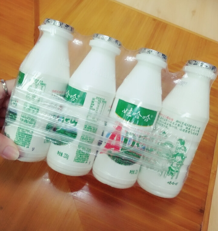 娃哈哈 包邮 饮料乳品 乳酸菌饮品 牛奶饮品 AD钙奶饮品 儿童小孩益生菌　儿时怀旧回忆 AD钙奶 220ml*4瓶怎么样，好用吗，口碑，心得，评价，试用报告,第2张