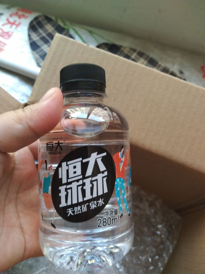 恒大 球球天然矿泉水小瓶 饮用水 瓶装水 情侣水 280ml*1瓶怎么样，好用吗，口碑，心得，评价，试用报告,第4张