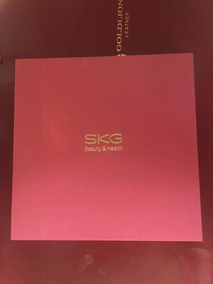 SKG颈椎按摩器黄金镀金颈部按摩仪热敷护颈仪充电便携脖子牵引器尊享礼盒送礼佳品 无线低频脉冲（尊贵礼盒版）怎么样，好用吗，口碑，心得，评价，试用报告,第3张