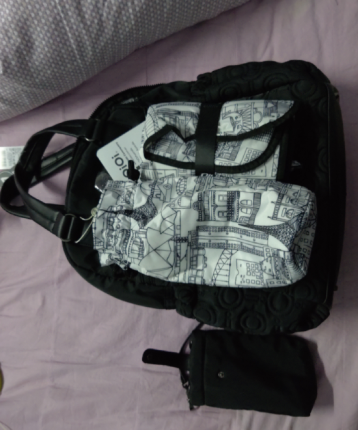 OiOi Black Quilt Diaper Bag Backpack 绗缝字母双肩妈咪包 黑色怎么样，好用吗，口碑，心得，评价，试用报告,第6张