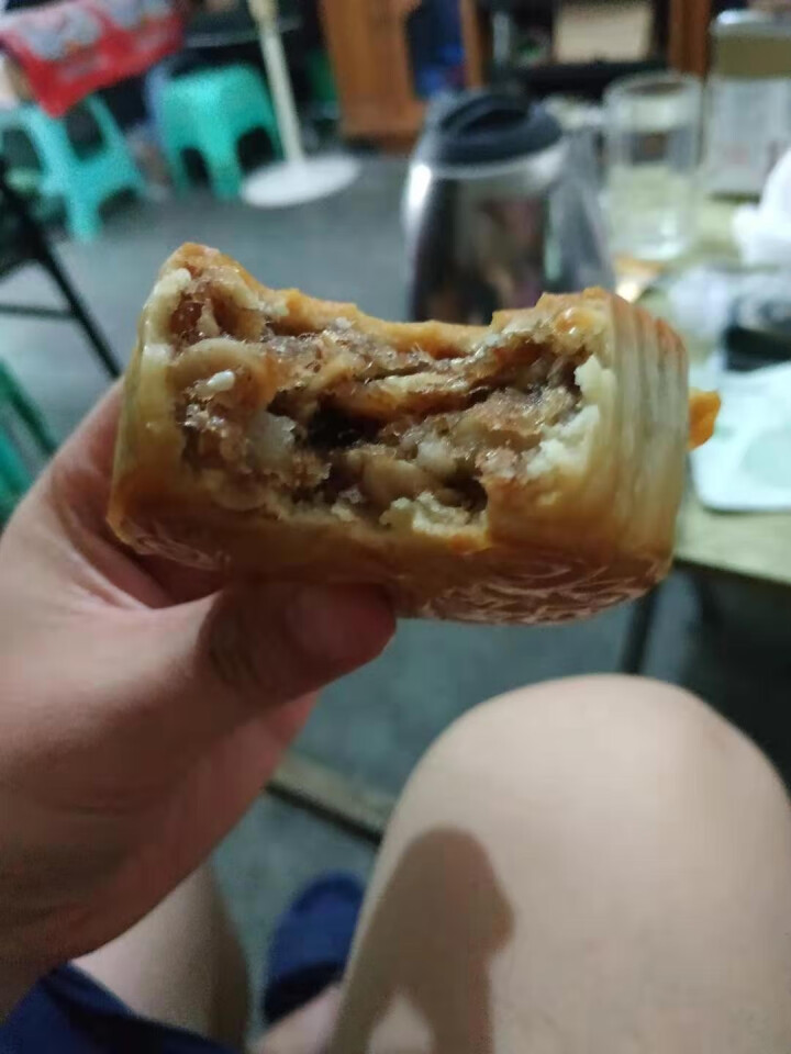 【湛江馆】威煌月饼伍仁金腿大饼 广式月饼中秋送礼团购月饼高档礼盒包装 伍仁金腿月饼150g简装怎么样，好用吗，口碑，心得，评价，试用报告,第2张