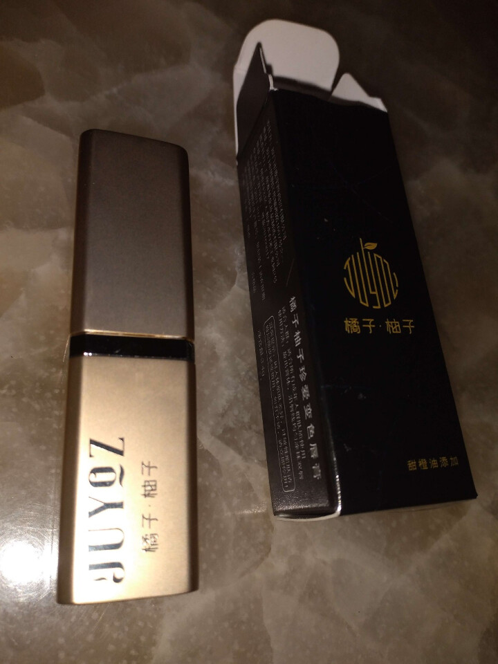 橘子柚子（JUYOZ）珍爱变色唇膏3.4g西柚色 保湿不掉色 胡萝卜素 甜橙油 健康口红专柜正品 珍爱变色唇膏（甜橙油）怎么样，好用吗，口碑，心得，评价，试用报,第3张