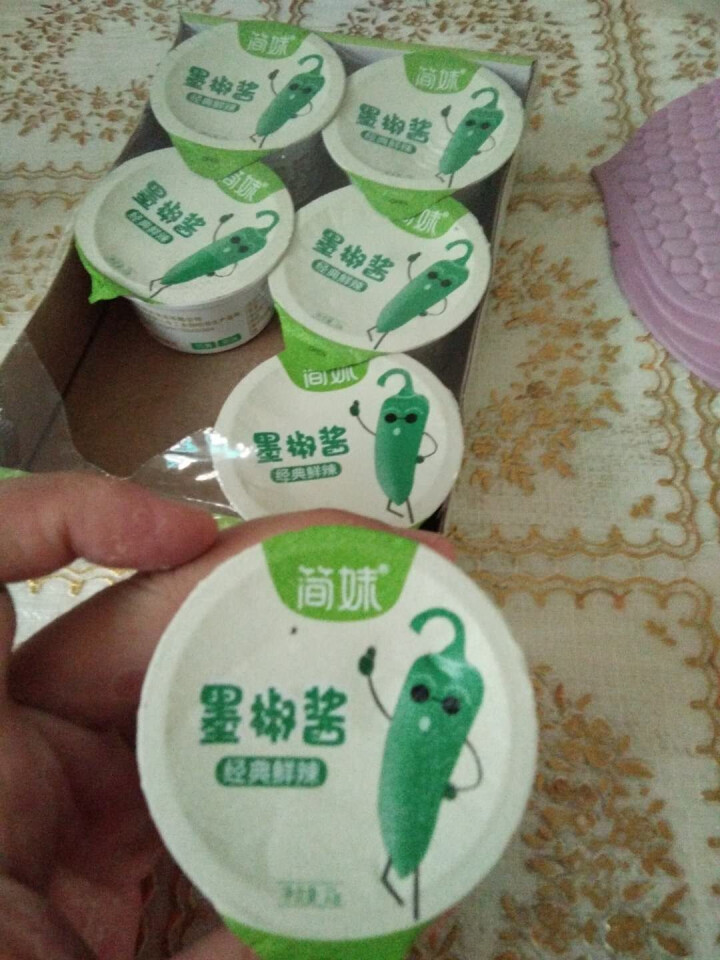 简妹创意简餐便携式果冻杯辣椒酱鲜制香辣凉菜拌饭调味下饭剁椒酱33g×6杯 经典鲜辣6杯装怎么样，好用吗，口碑，心得，评价，试用报告,第3张