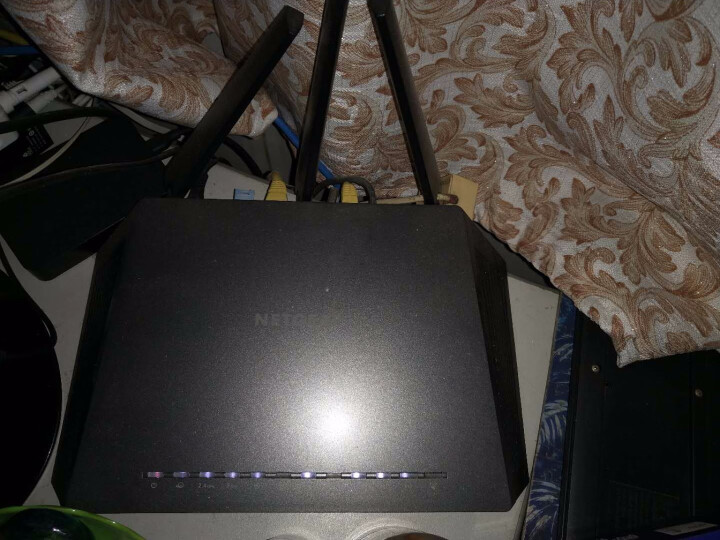 美国网件（NETGEAR）R6400 AC1750M 双频千兆/低辐射/安全稳定/智能Wifi无线高速路由 变形金刚版怎么样，好用吗，口碑，心得，评价，试用报告,第5张