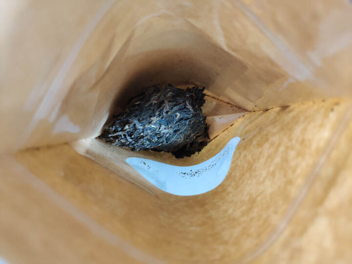 铸普号茶叶云南七子饼茶普洱茶生茶2014年易武麻黑古树纯料春茶生普茶饼380克怎么样，好用吗，口碑，心得，评价，试用报告,第3张