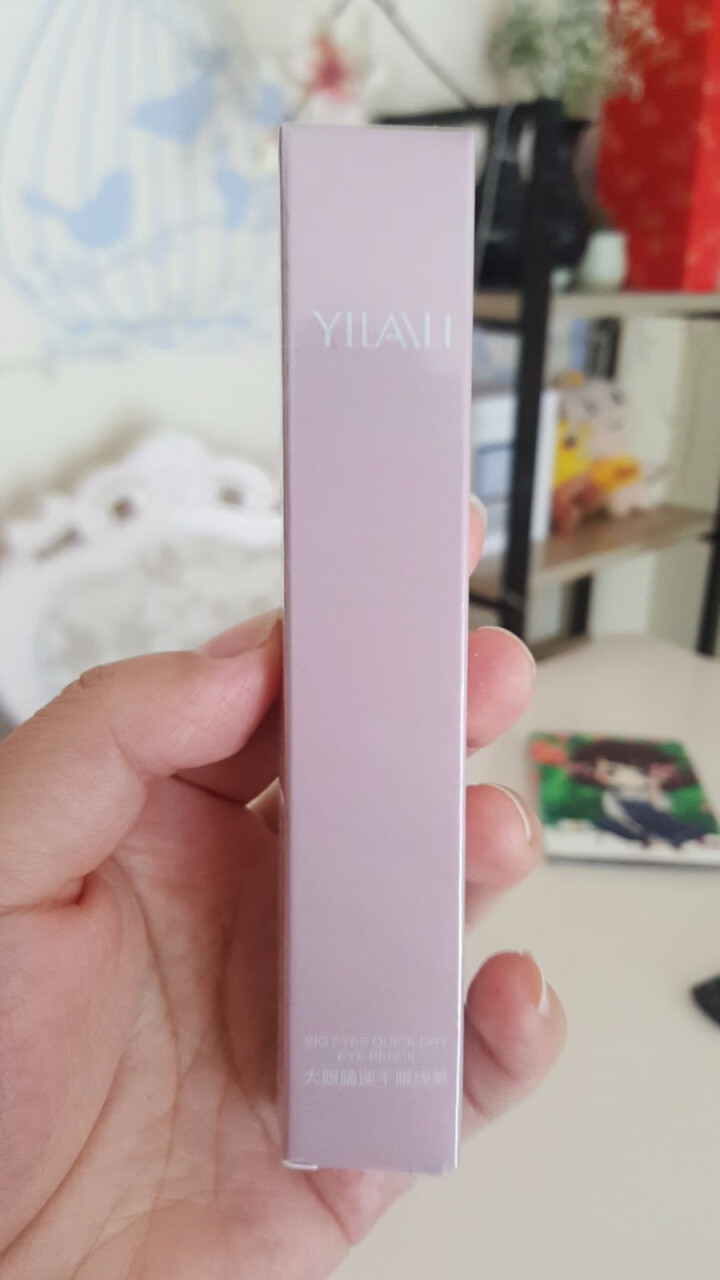 依莱丽（YILAILI）大眼睛速干眼线笔1.0ml（防水防汗不晕染 眼线液笔不掉色 初学者持久彩妆） 大眼睛速干眼线笔怎么样，好用吗，口碑，心得，评价，试用报告,第2张