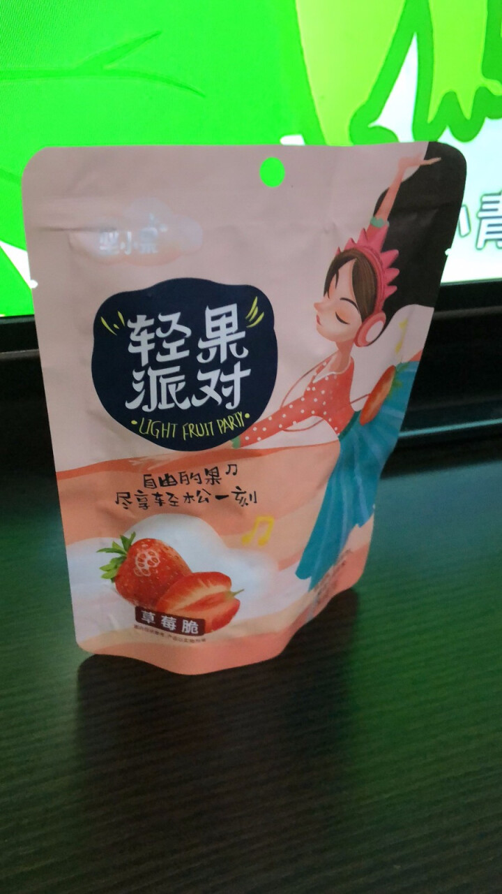 坚小果 冻干草莓 草莓脆果 果干零食小吃果脯   孕妇儿童零食 办公室零食 网红食品  20g/袋 单袋装怎么样，好用吗，口碑，心得，评价，试用报告,第2张