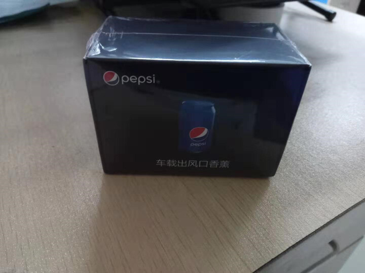 百事（pepsi）车载香水 汽车香水空调出风口车用香水饰品 抖音汽车用品固体香薰 车上内除异味香膏棒 合金百事小可乐罐香薰,第2张