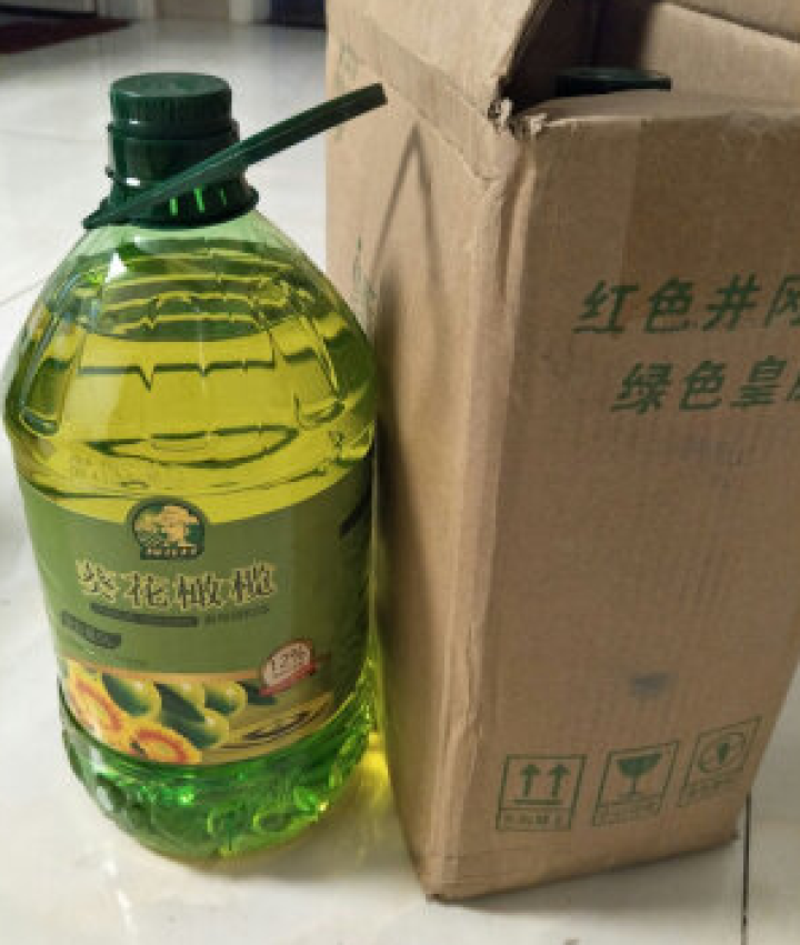 探花村 葵花橄榄 橄榄油 葵花籽油 调和油 植物压榨食用油5L怎么样，好用吗，口碑，心得，评价，试用报告,第2张