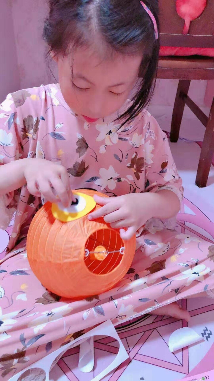 2019新品中秋节儿童卡通手提diy灯笼手工制作材料包纸灯笼幼儿园装饰礼物 多种图案随机一款怎么样，好用吗，口碑，心得，评价，试用报告,第3张