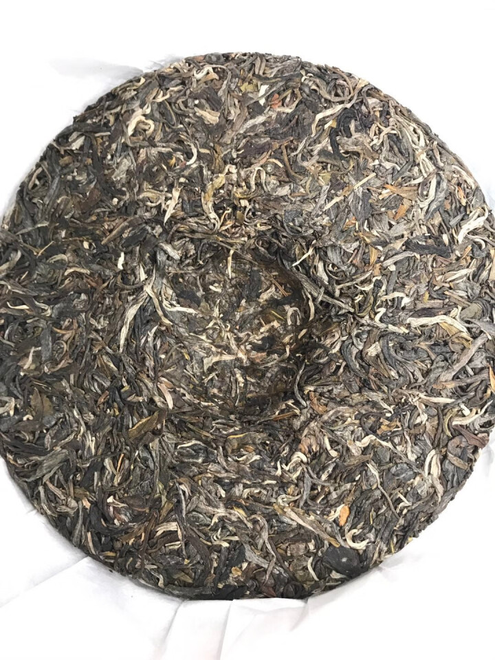 2019年春茶 新茶 易武普洱茶生茶饼茶大树生饼七子饼 357g怎么样，好用吗，口碑，心得，评价，试用报告,第4张