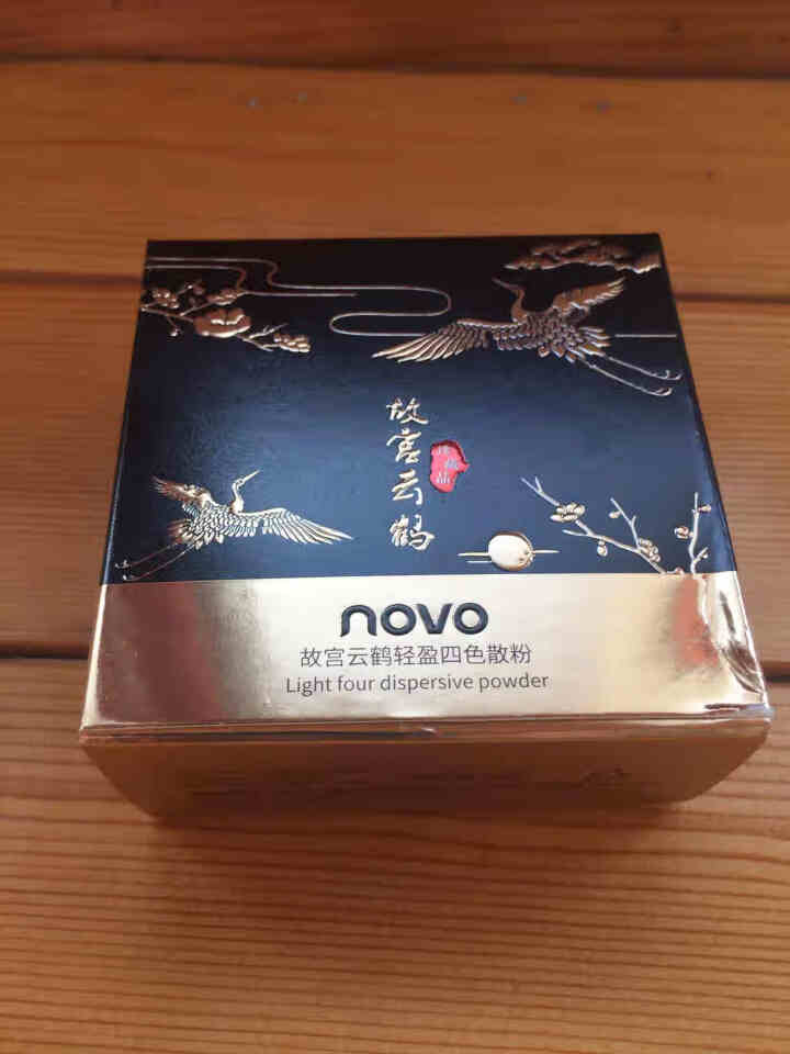 novo中国风云鹤轻盈四色散粉 定妆粉蜜粉饼带粉扑遮瑕控油不脱妆哑光珠光 发际线修容晚安粉四宫格散粉 自然微闪03#（绒纱米色）怎么样，好用吗，口碑，心得，评价,第2张