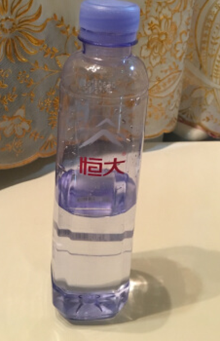 恒大 天然矿泉水 饮用水 瓶装水 非纯净水商务用水 570ml*1瓶（样品不售卖）怎么样，好用吗，口碑，心得，评价，试用报告,第3张