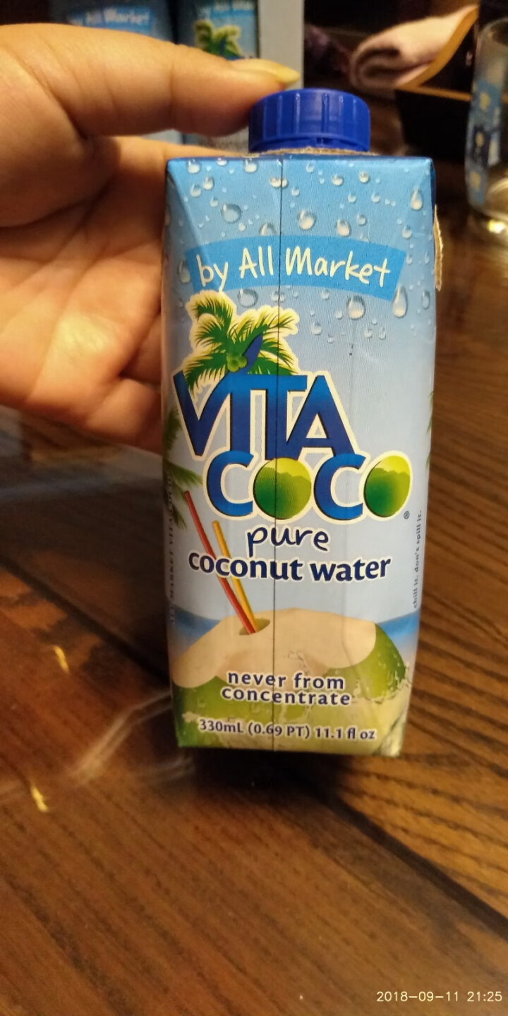 唯他可可（Vita Coco）天然椰子水进口NFC果汁饮料330ml*4瓶怎么样，好用吗，口碑，心得，评价，试用报告,第3张