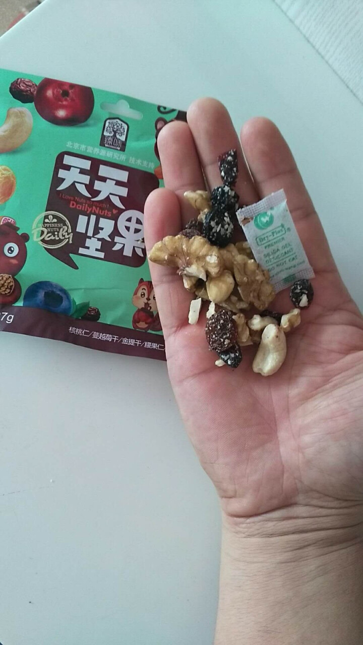 臻味（Delicious）每日坚果混合果仁天天坚果礼盒干果组合炒货孕妇休闲零食 1袋27g怎么样，好用吗，口碑，心得，评价，试用报告,第4张