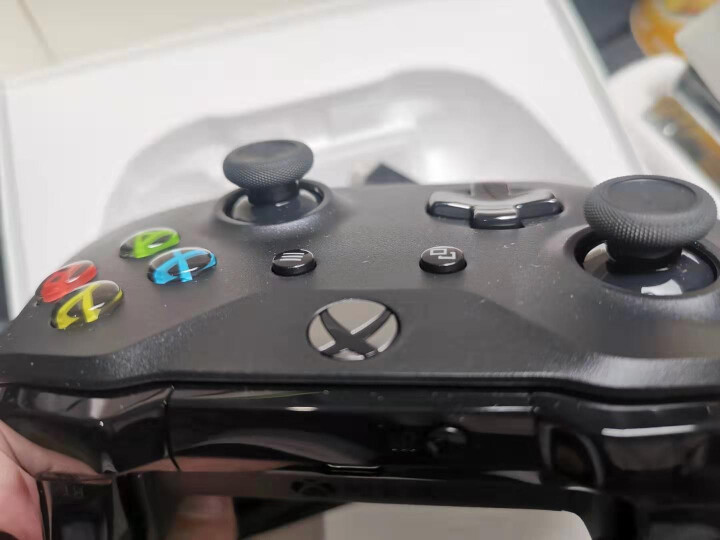 微软 Xbox One S蓝牙手柄 无线控制器精英游戏手柄 适配器 战争机器 荒野大镖客 蓝牙手柄+PC连接线 【正品国行原装】怎么样，好用吗，口碑，心得，评价,第4张