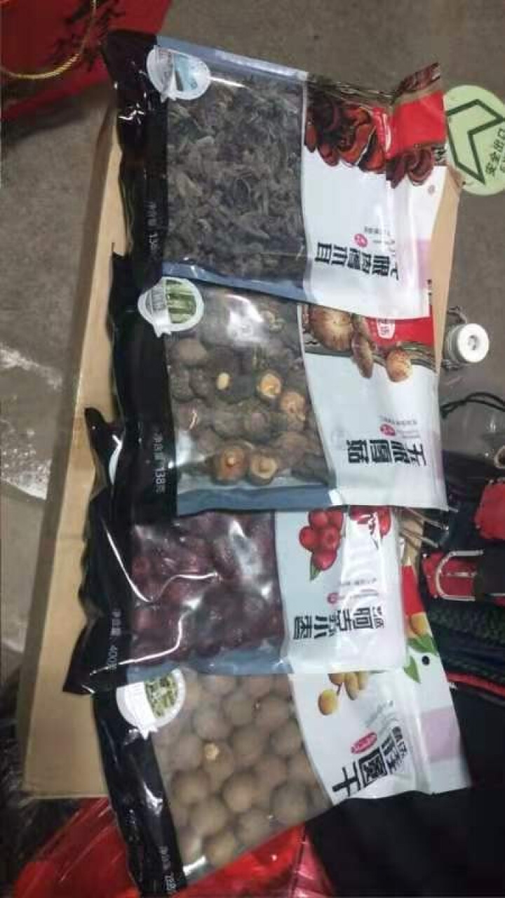 燕之坊山珍荟萃964g 安徽特产 桂圆干 黑木耳 香菇 红枣 煲汤原料 春节礼盒 员工福利 干货礼盒怎么样，好用吗，口碑，心得，评价，试用报告,第3张