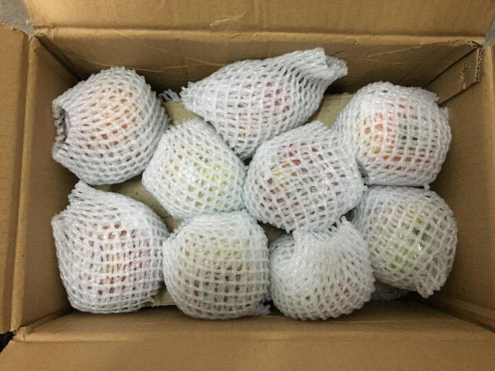 逗鲜 新鲜水果山西坡上冰糖心丑红富士苹果4kg 果径80,第2张