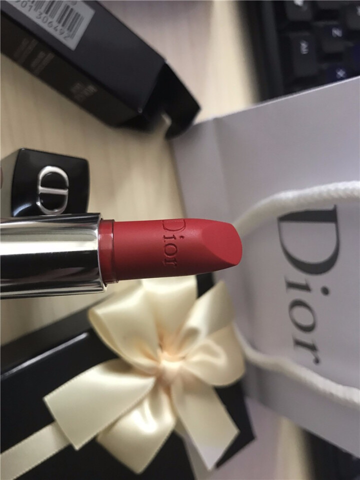 迪奥（Dior） 【专柜正品】Dior迪奥口红女士唇膏 烈艳蓝金999#哑光赠礼盒礼袋怎么样，好用吗，口碑，心得，评价，试用报告,第3张